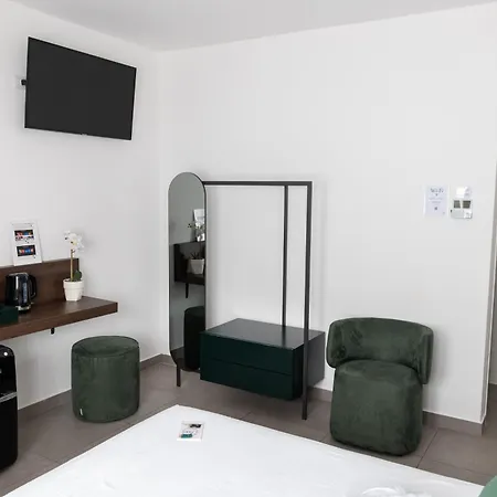 Bed & Breakfast I It